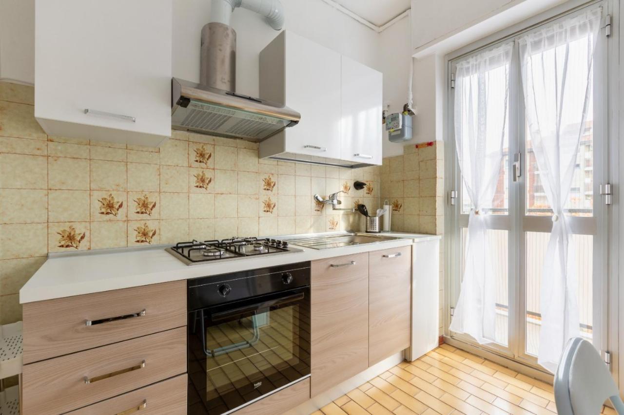 Bonola M1 Bright & Functional Flat Apartment Милано Екстериор снимка