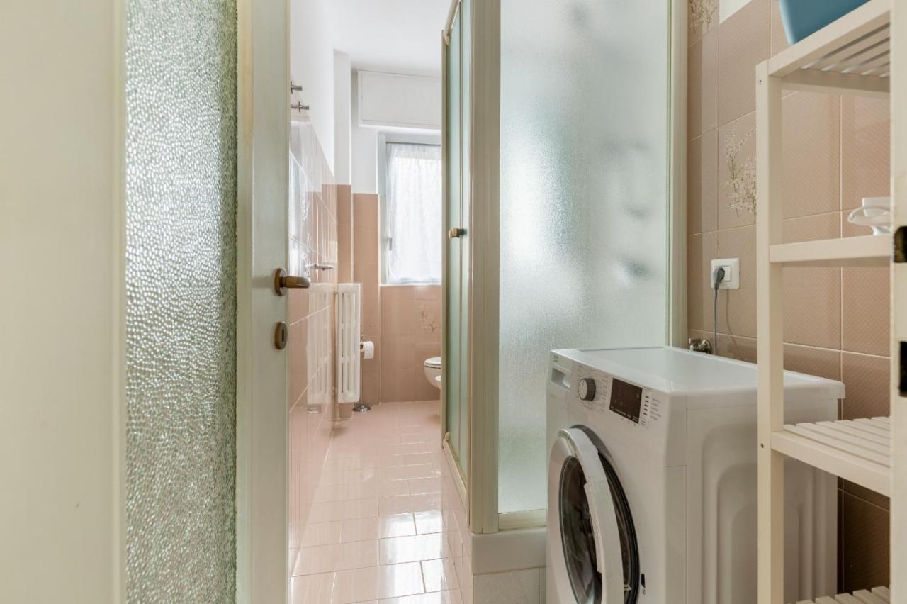 Bonola M1 Bright & Functional Flat Apartment Милано Екстериор снимка